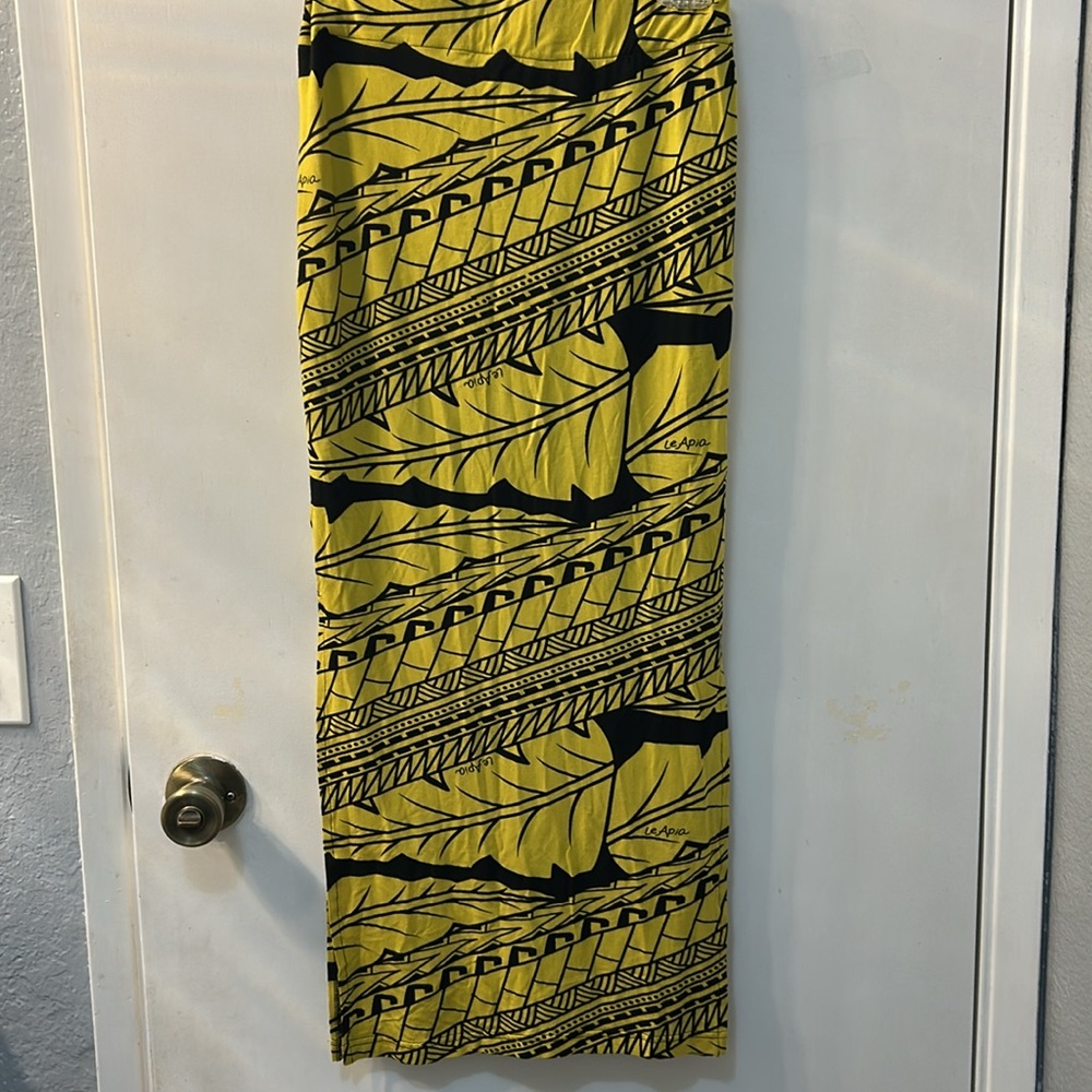 Missing Polynesia Yellow And Black Patterned Maxi… - image 6